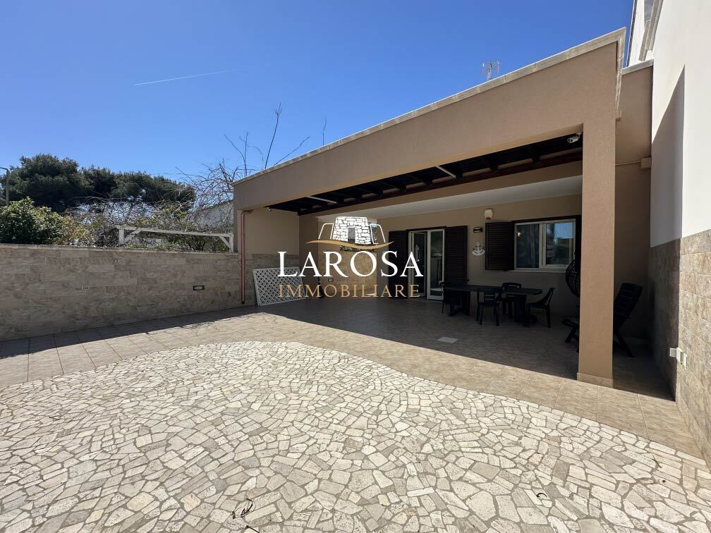 Casa indipendente con giardino, Melendugno torre specchia