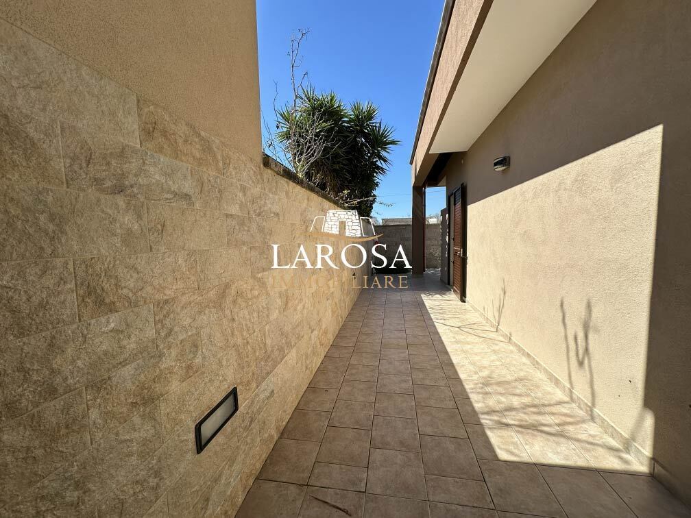 Casa indipendente con giardino, Melendugno torre specchia