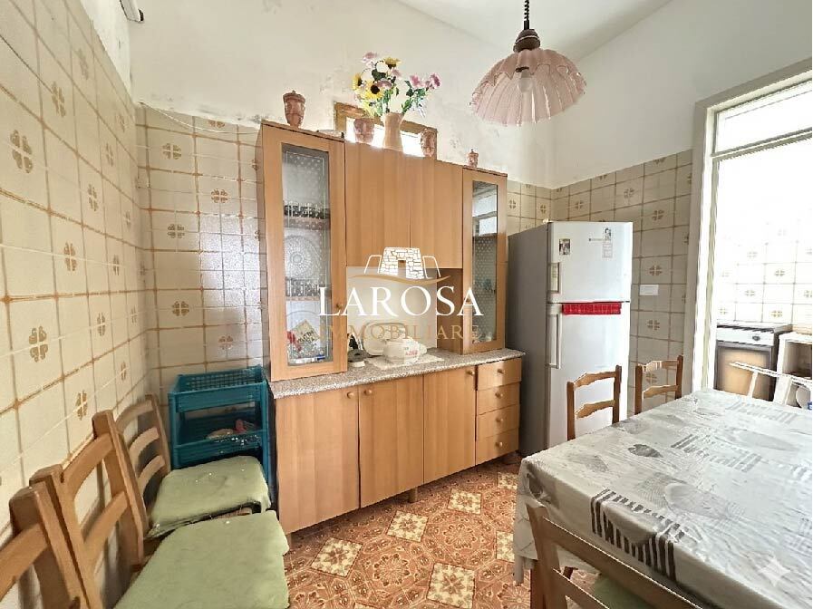 Casa indipendente con giardino in via dell'aviere 31, Melendugno