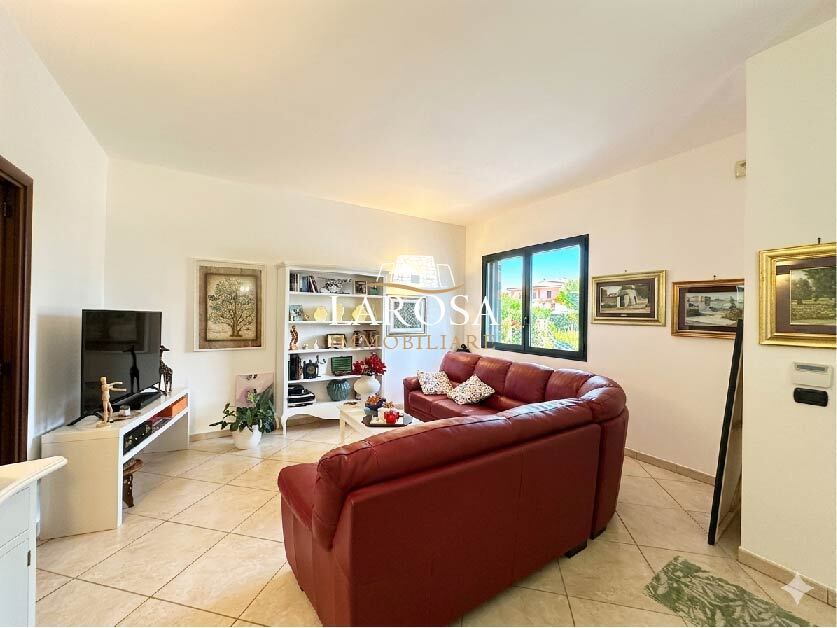 Casa indipendente con giardino in via boccaccio 150, Vernole