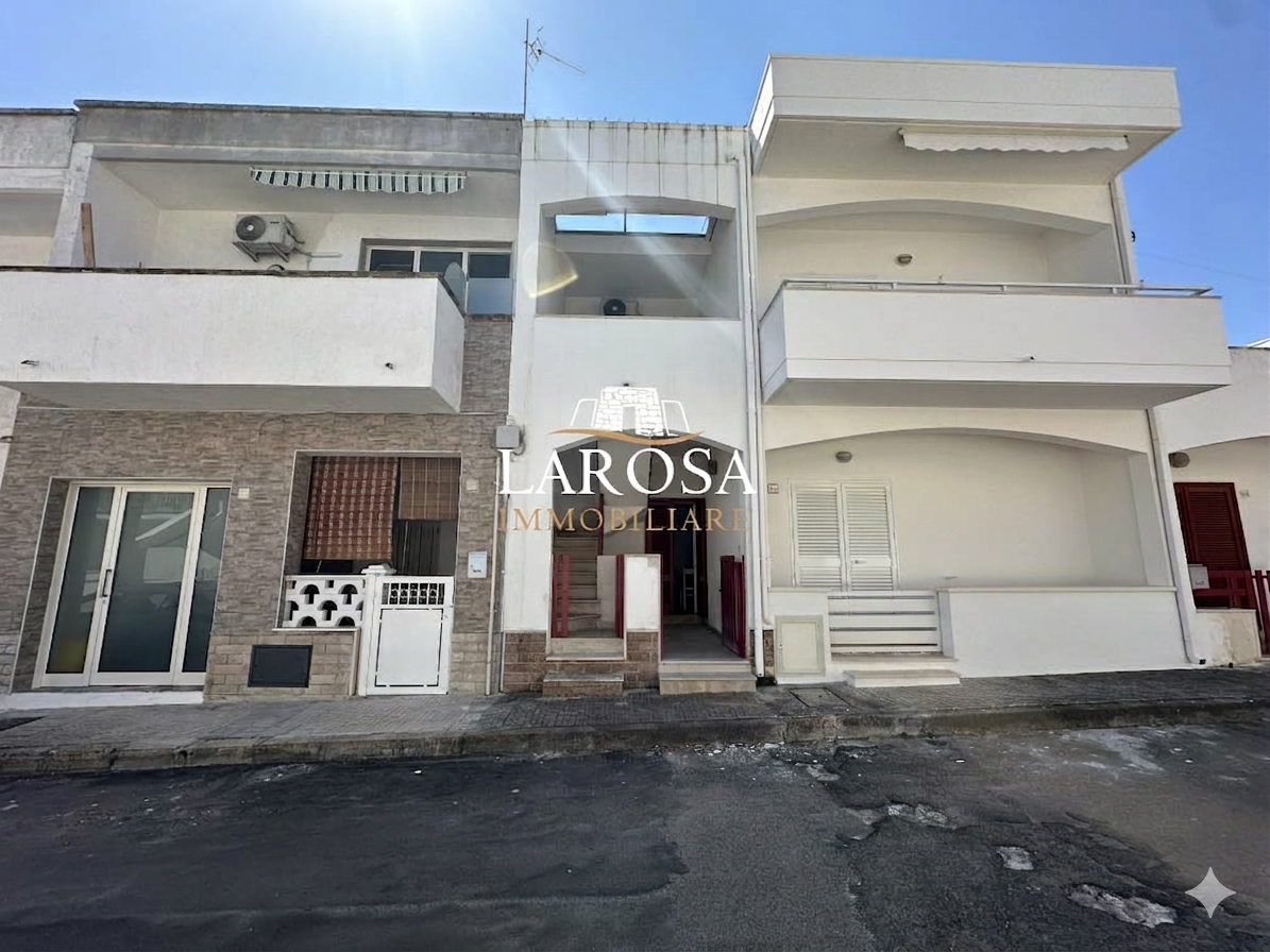 Appartamento con giardino in via dei mille in san foca 34, Melendugno