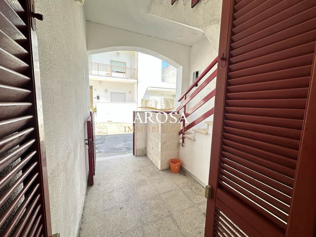 Appartamento con giardino in via dei mille in san foca 34, Melendugno