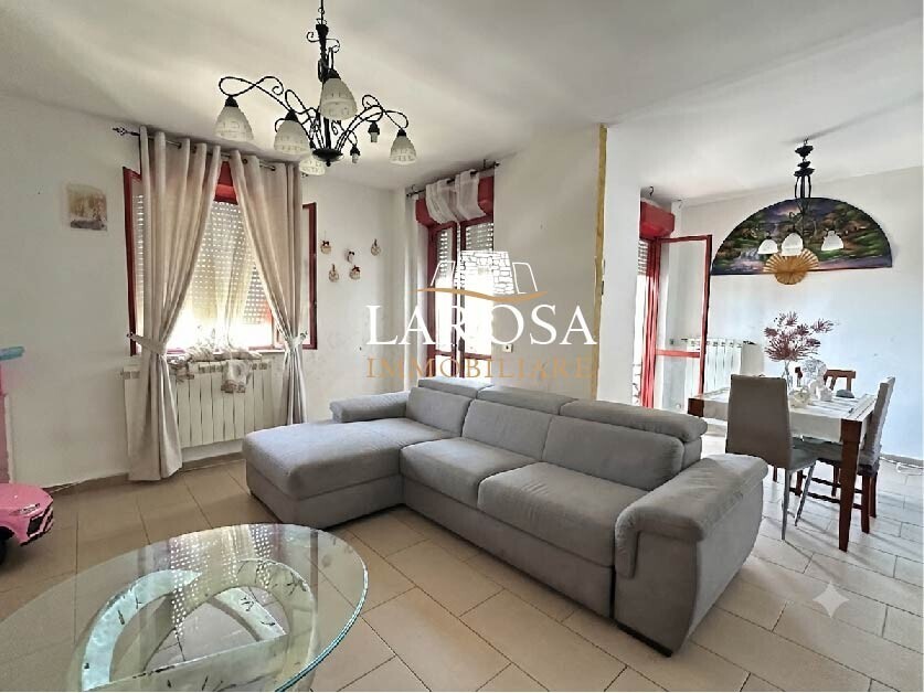 Appartamento in vendita in via taranto 253, Lecce