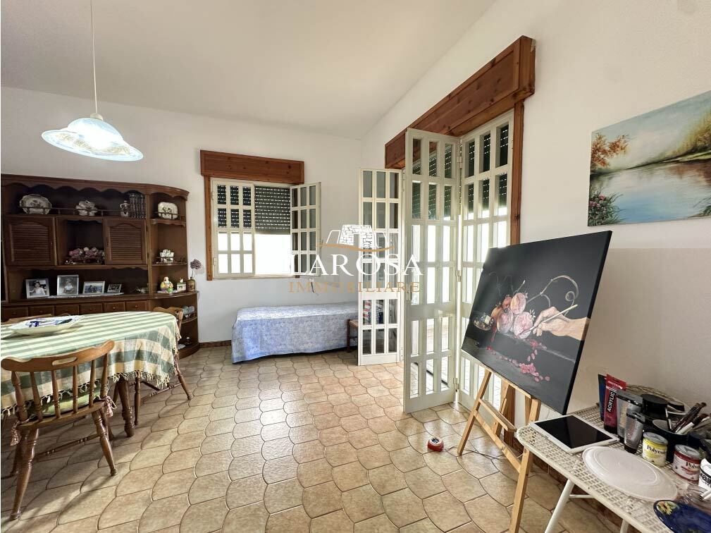 Villa con giardino in via siria 1, Melendugno