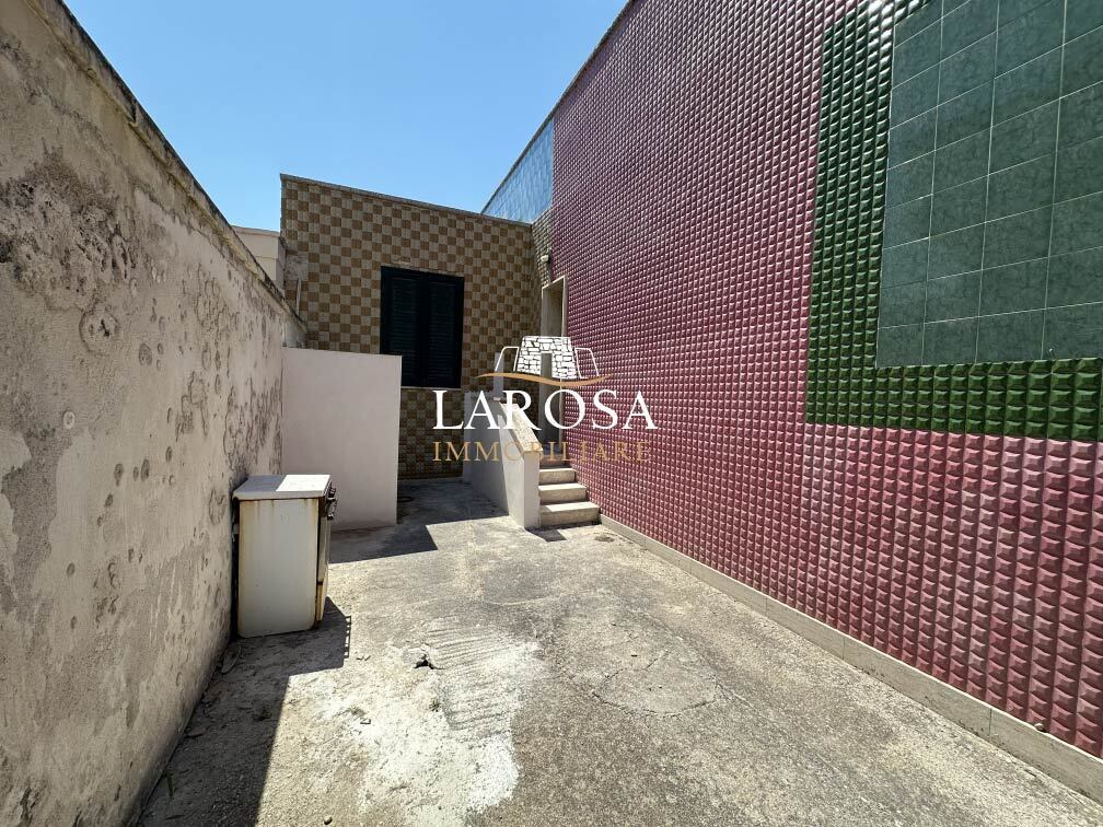 Casa indipendente con giardino in via lungomare matteotti 177, Melendugno