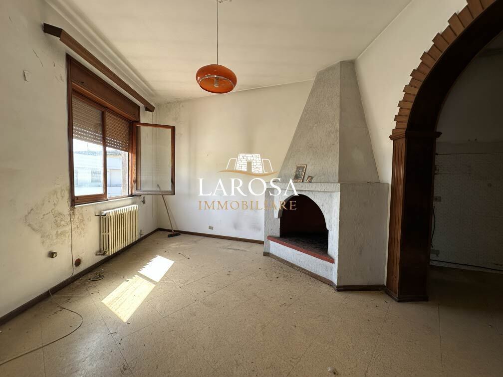 Appartamento con terrazzo in corso cavour 2, Melendugno