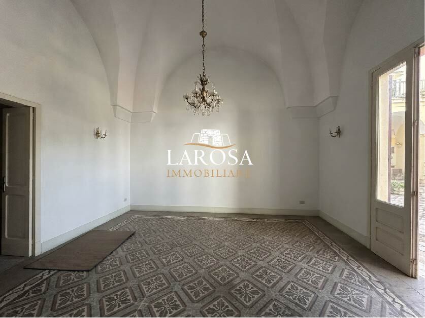 Casa indipendente con giardino in via vernole 131, Vernole