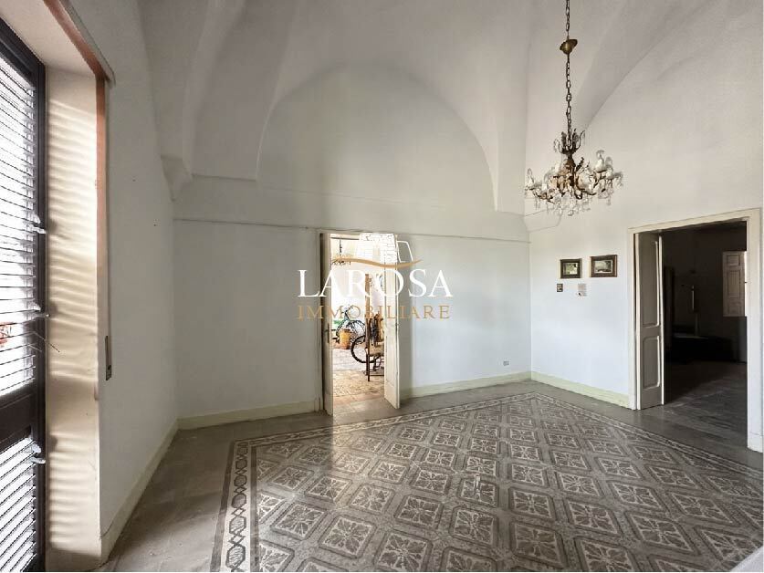 Casa indipendente con giardino in via vernole 131, Vernole