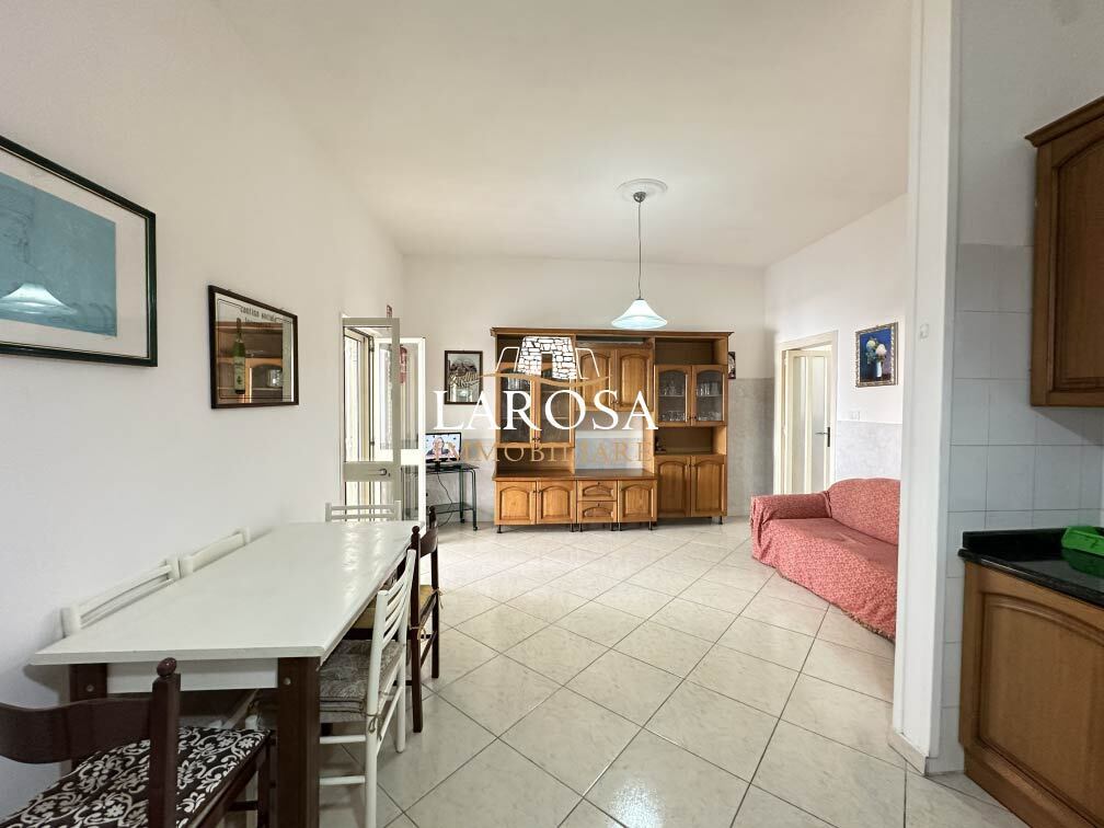 Casa indipendente con terrazzo in via giuseppe garibaldi 10, Melendugno