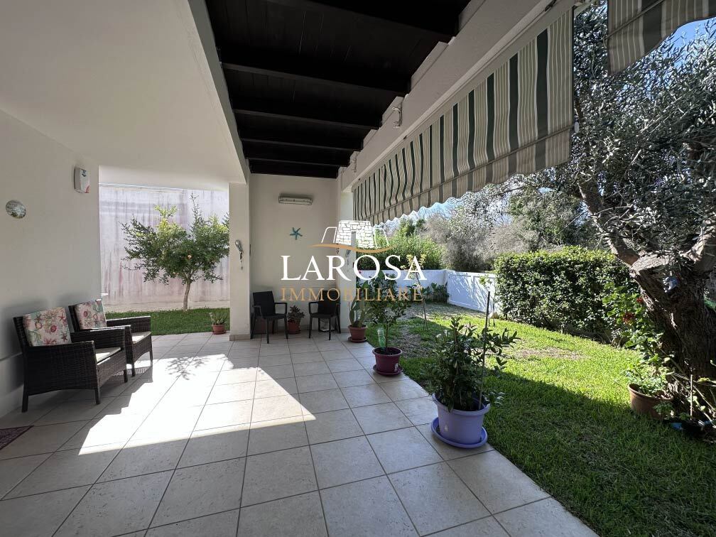 Villa con giardino in via giordania 44, Melendugno
