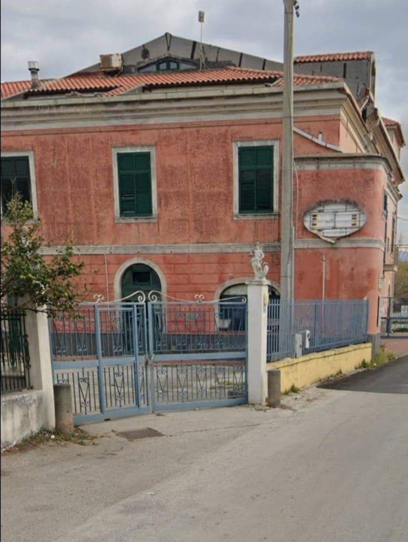 Appartamento in affitto a Salerno