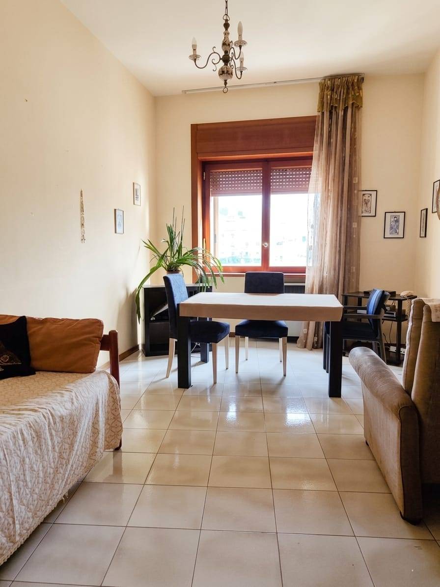 Appartamento in affitto a Salerno, Centro Storico