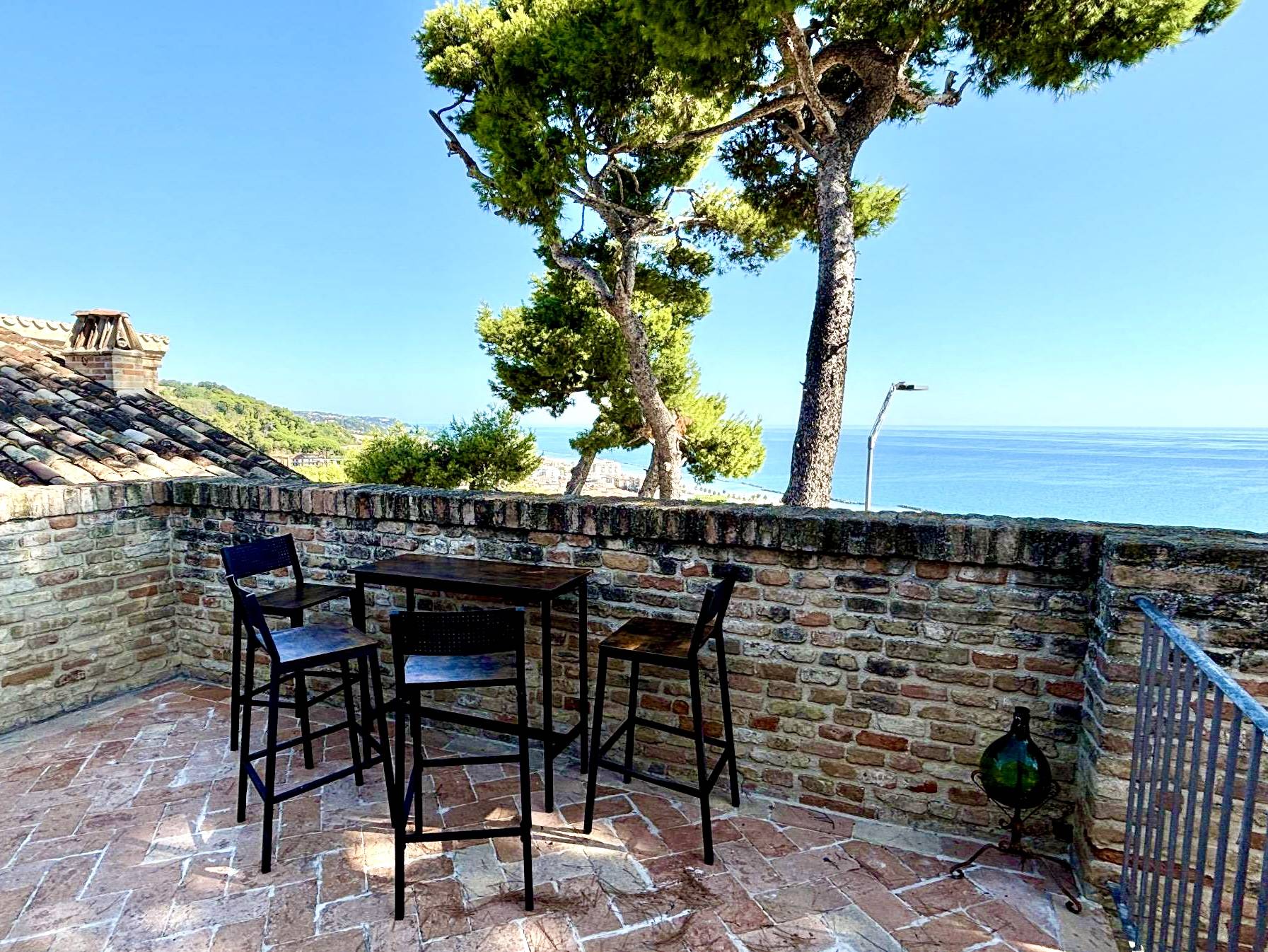 Villa in vendita a Cupra Marittima