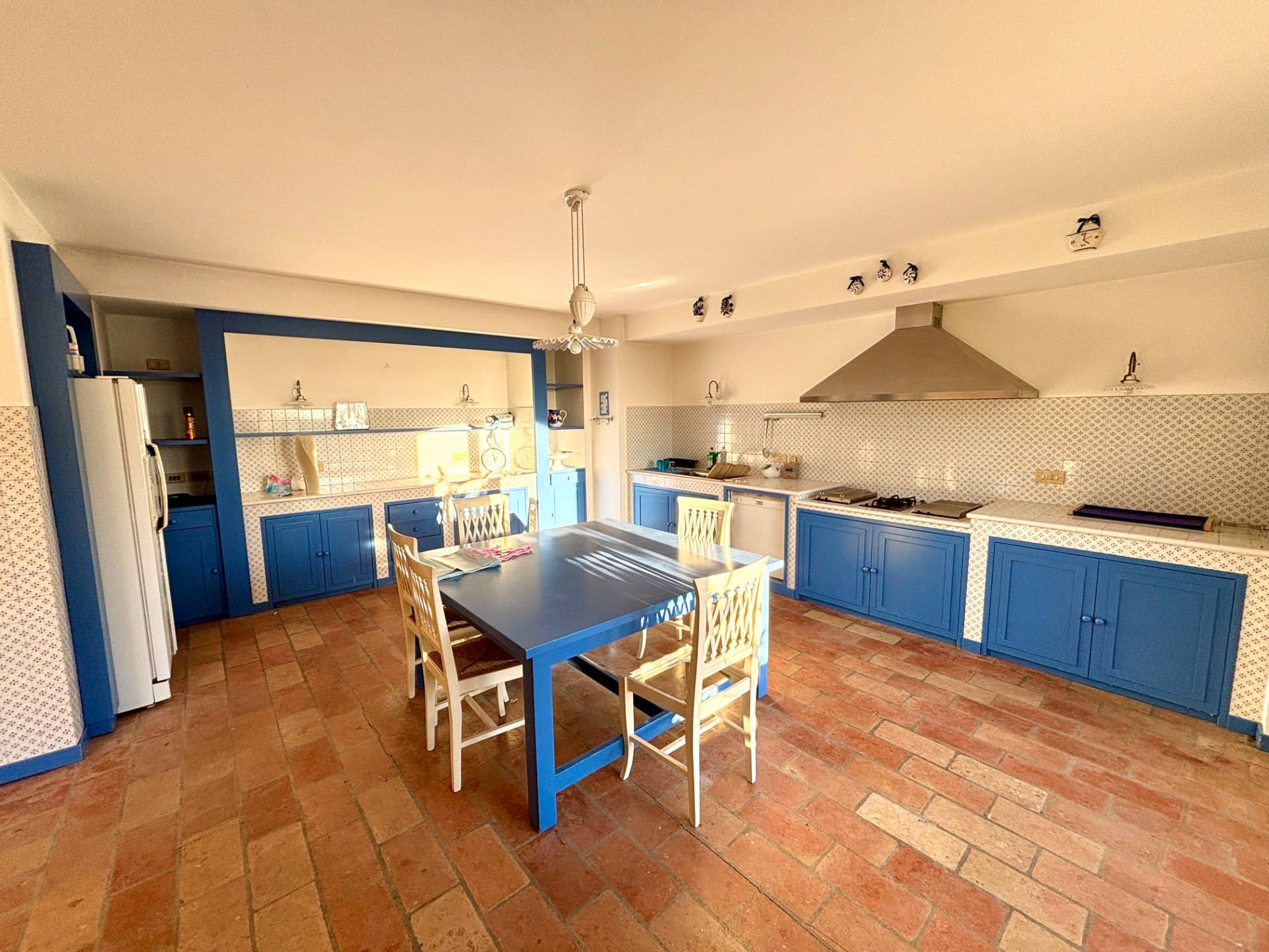 Villa in vendita a Civitanova Marche