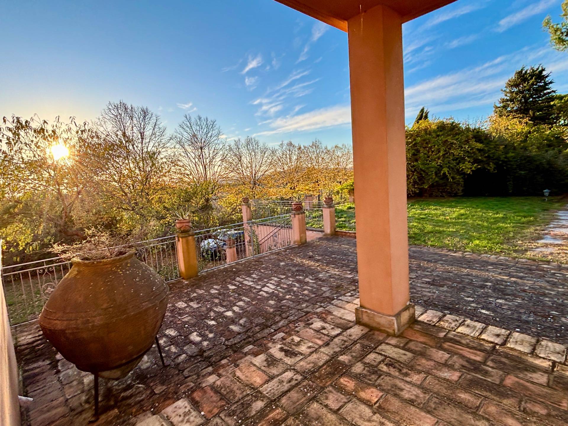 Villa in vendita a Civitanova Marche