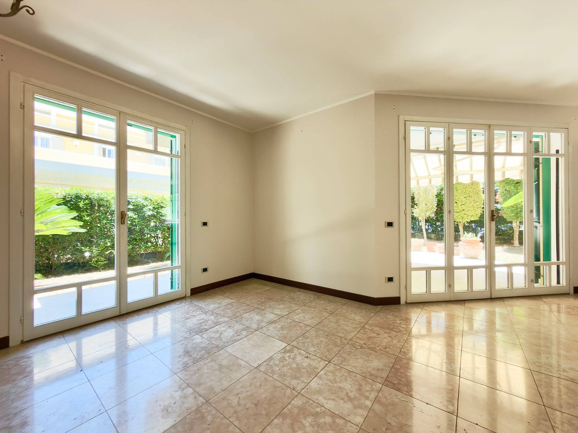 Villa in vendita a San Benedetto del Tronto