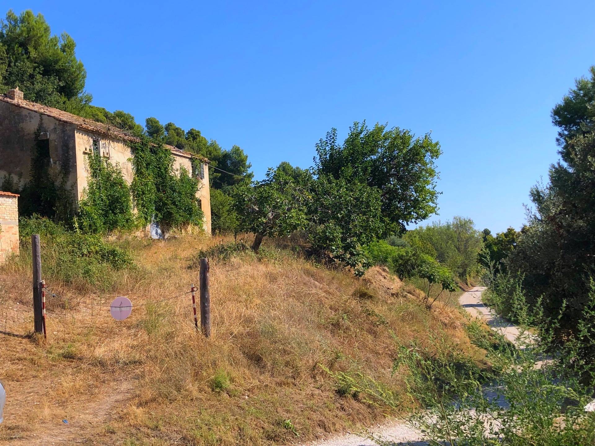 Rustico in vendita a Grottammare