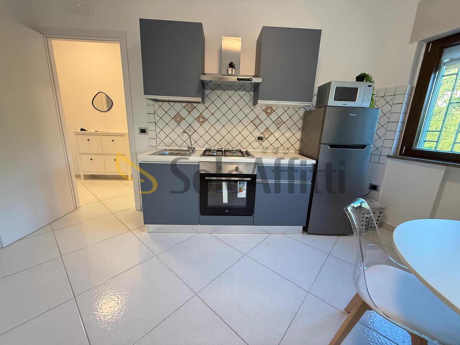 Bilocale ristrutturato in via tedeschi 20, Caserta