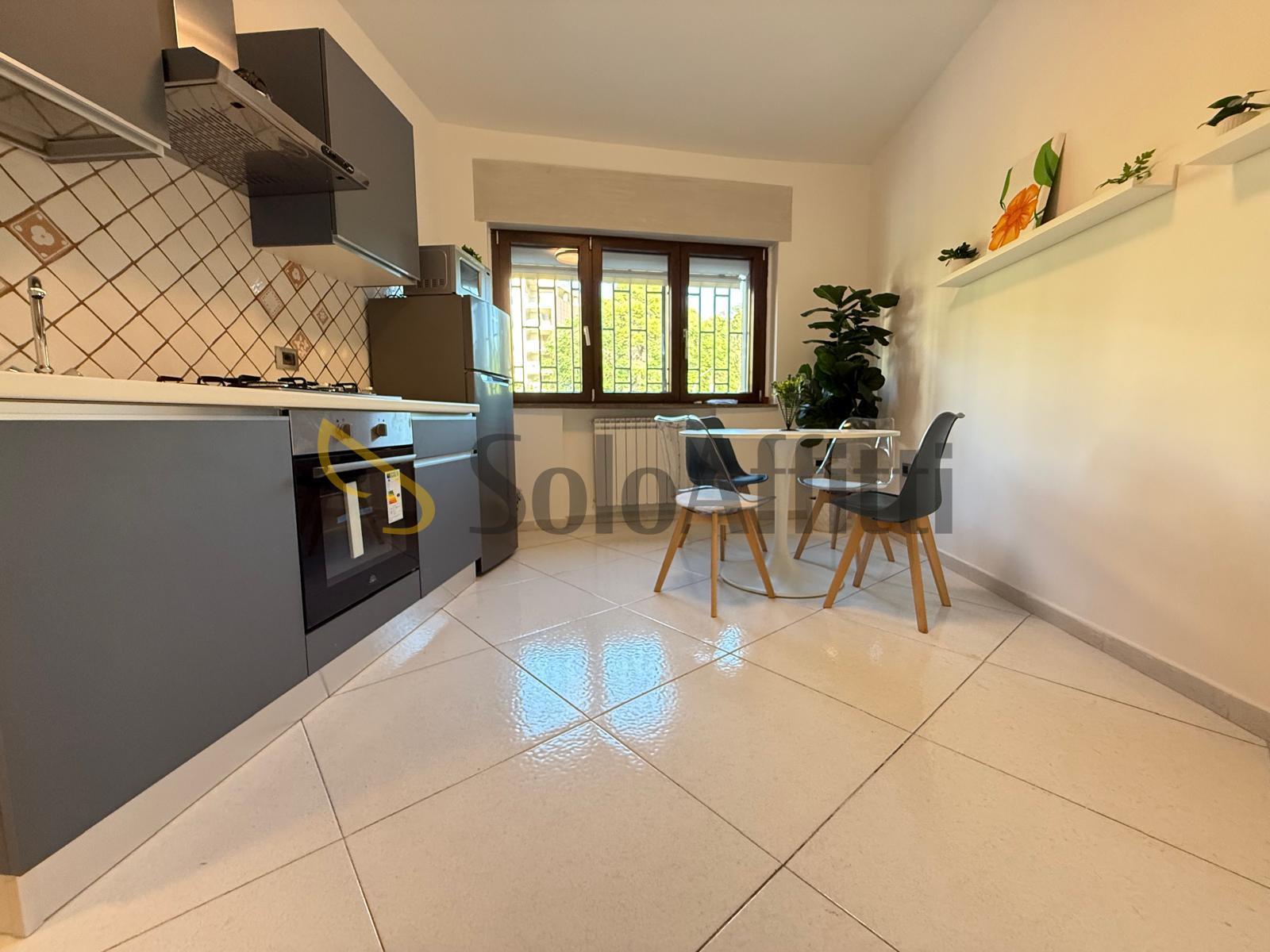 Bilocale ristrutturato in via tedeschi 20, Caserta