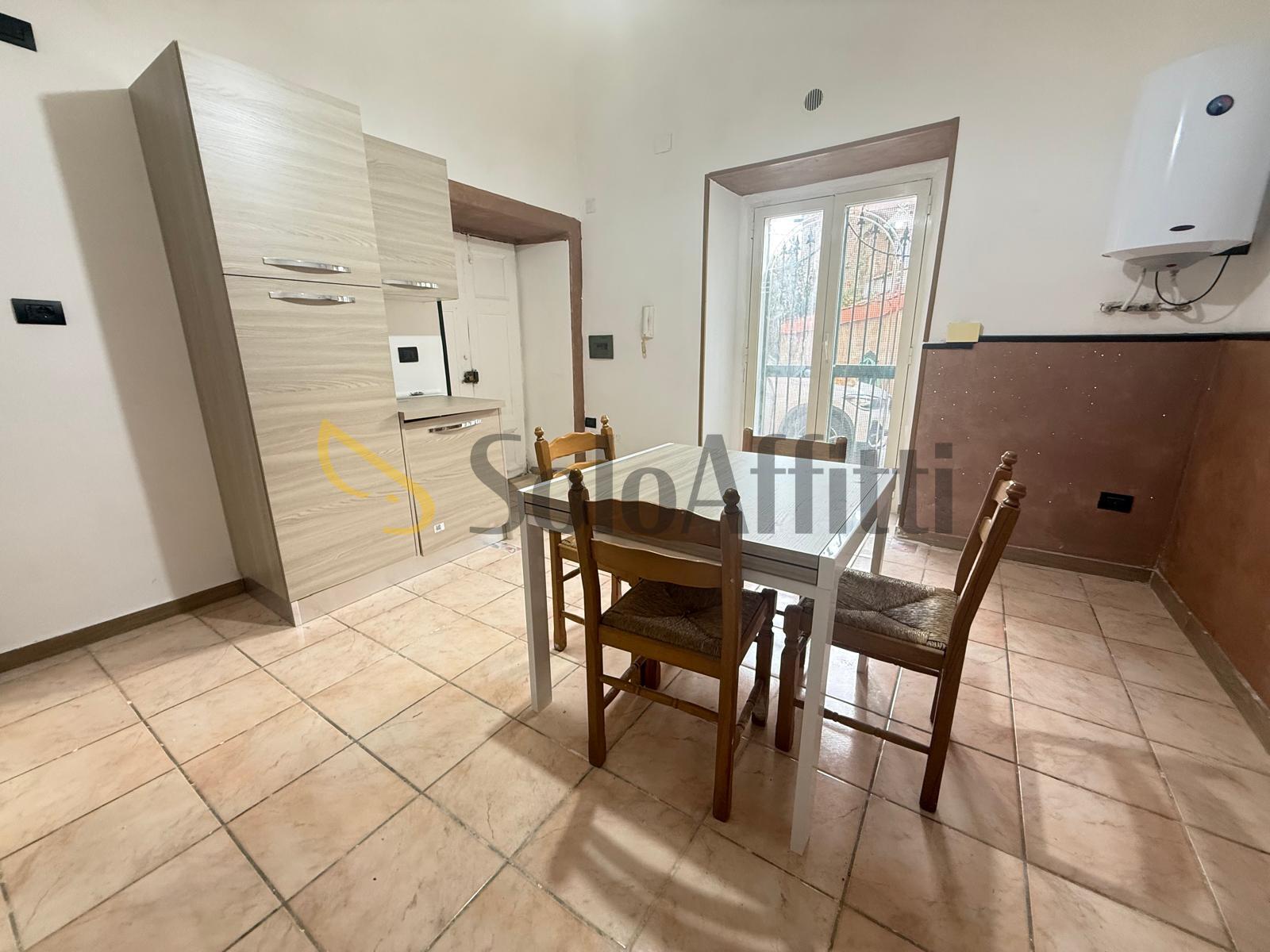 Bilocale in affitto in via montagna 15, Caserta