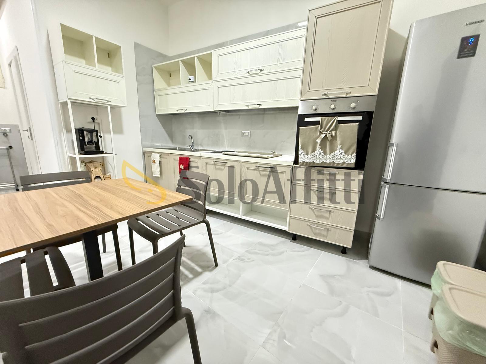 Trilocale in affitto in via claudio 45, Caserta