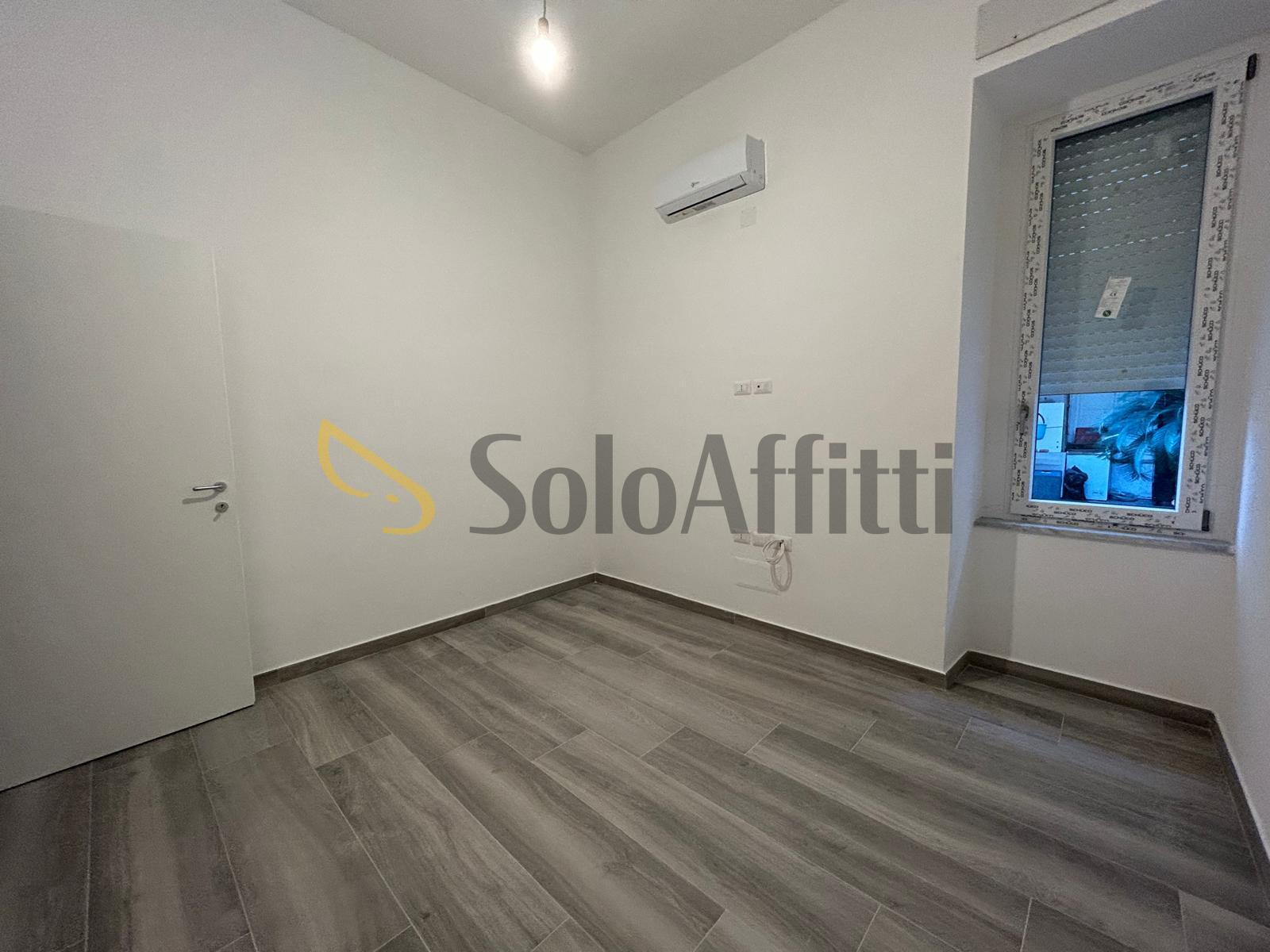 Trilocale ristrutturato in via napoli 60, Maddaloni