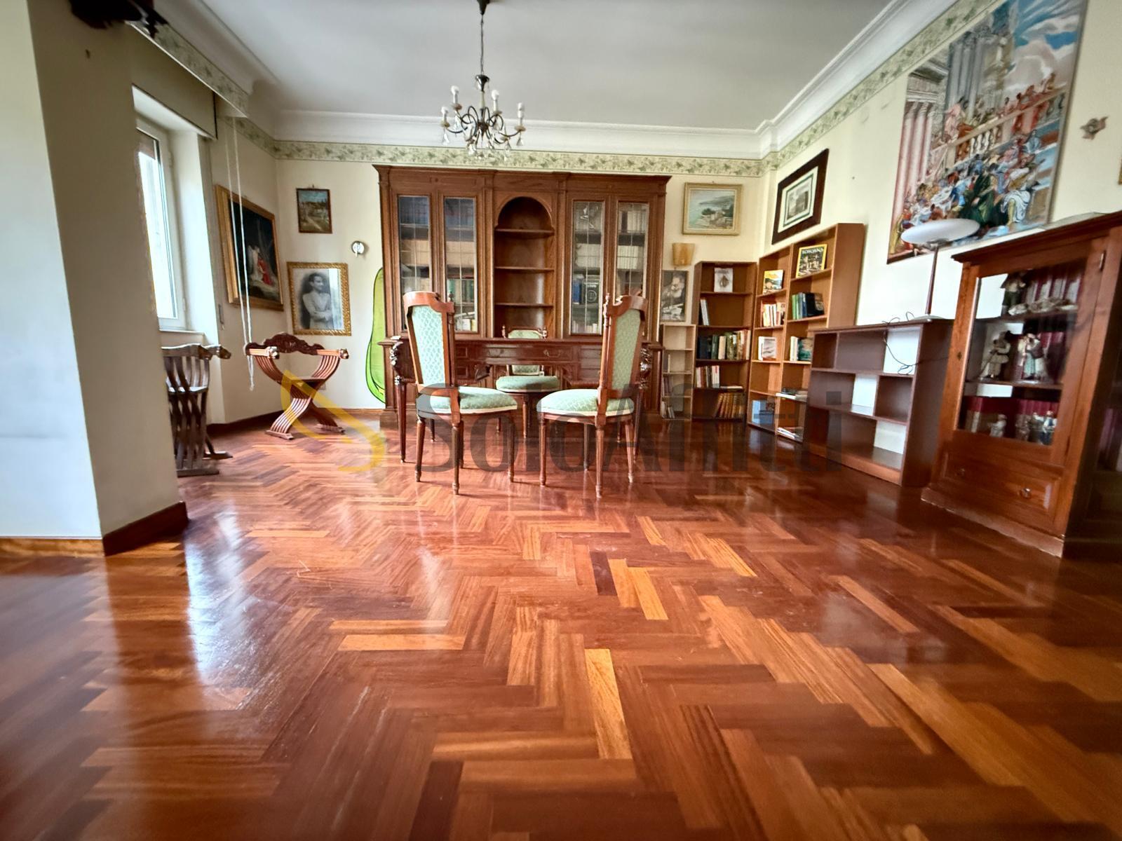 Trilocale in affitto in via roma 188, Caserta