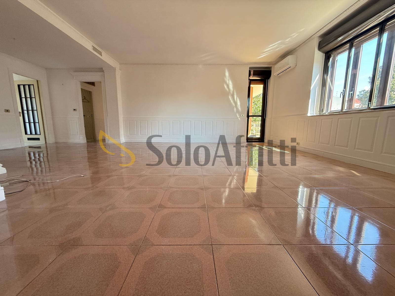 Quadrilocale con terrazzo in via pier paolo pasolini 47, Caserta