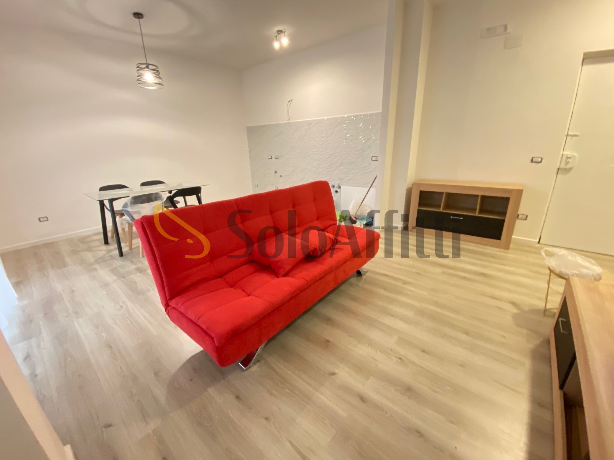 Bilocale con box in via galileo galilei 20, Caserta