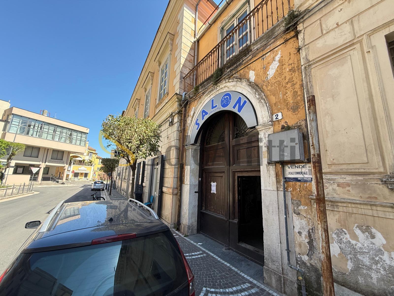 Locale commerciale in affitto in via xx settembre 13, San Nicola la Strada