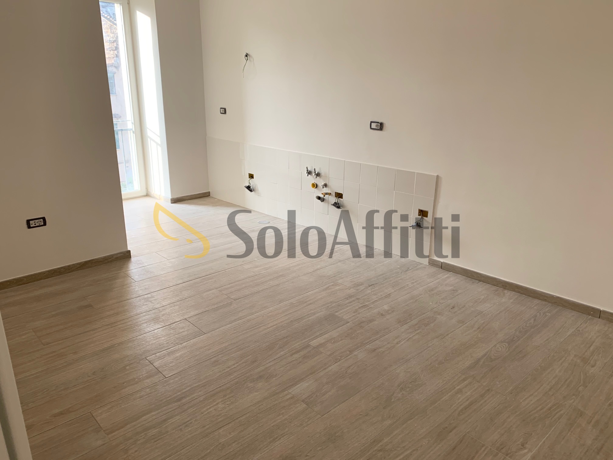 Trilocale nuovo in via delle ferriere 20, Caserta