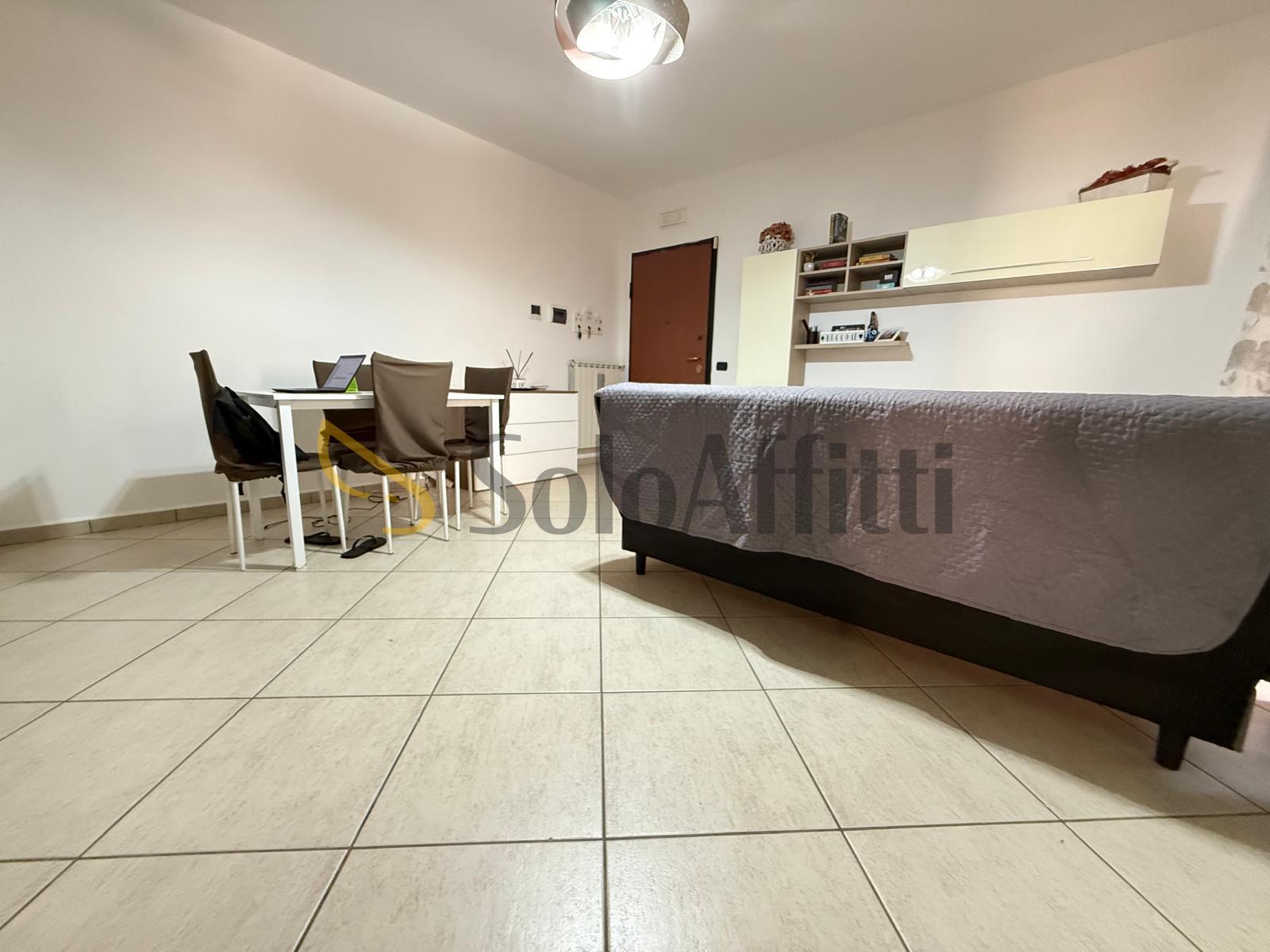 Bilocale con terrazzo in via galatina, Caserta