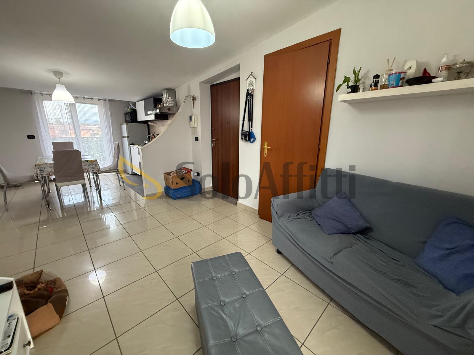 Trilocale in affitto in via giovanni verga, Marcianise
