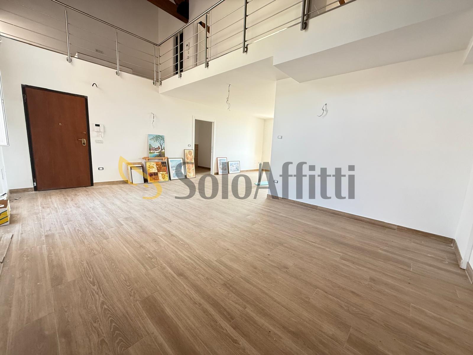 Loft nuovo in via dei giardini reali, Caserta