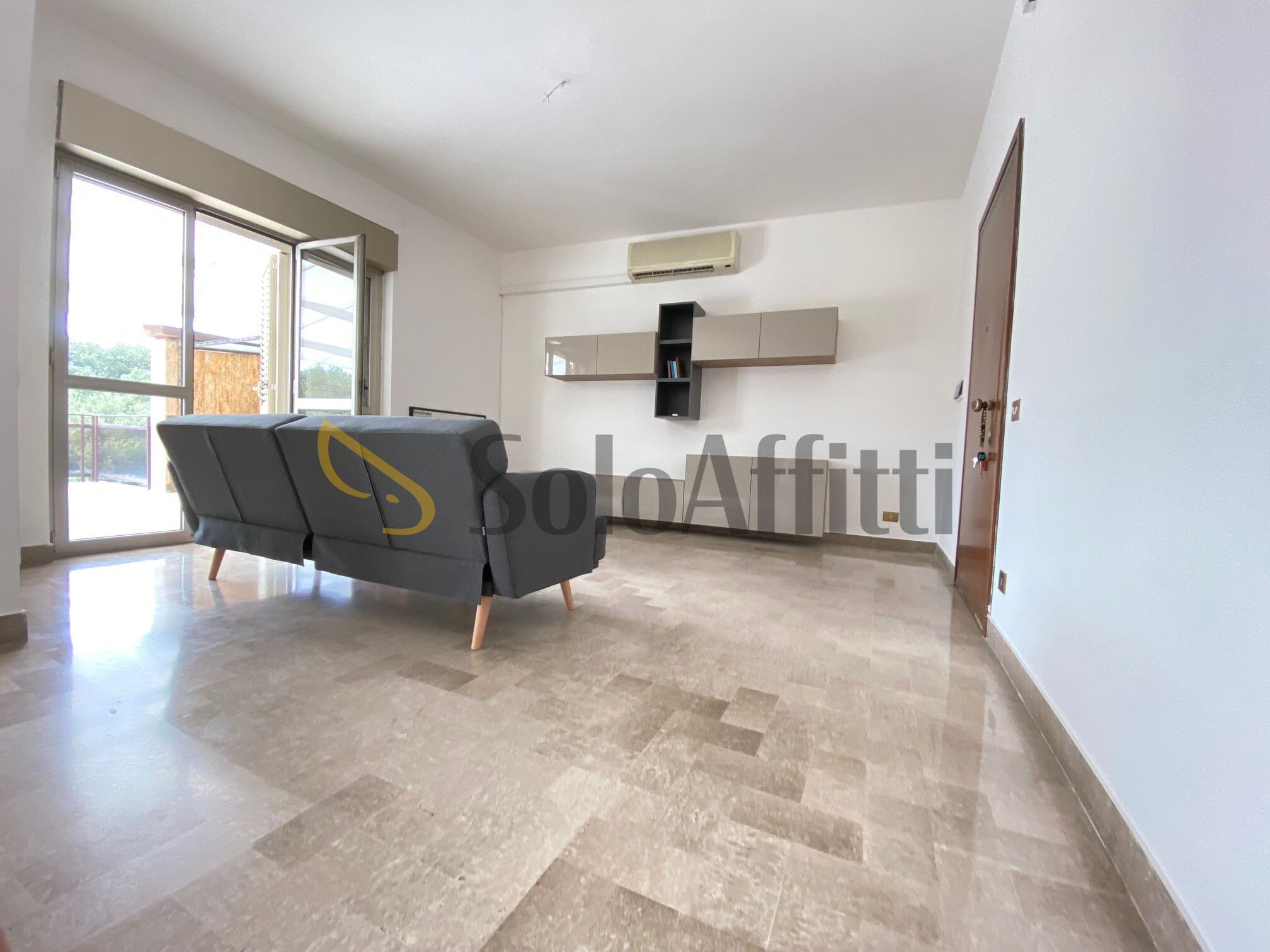 Attico con terrazzo in corso pietro giannone 194, Caserta