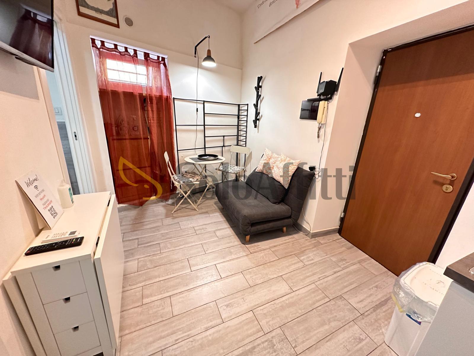 Monolocale ristrutturato in via fratelli bandiera 19, Caserta