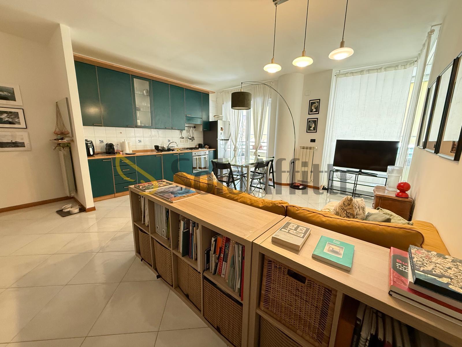 Bilocale con terrazzo in via unit� italiana 79, Caserta
