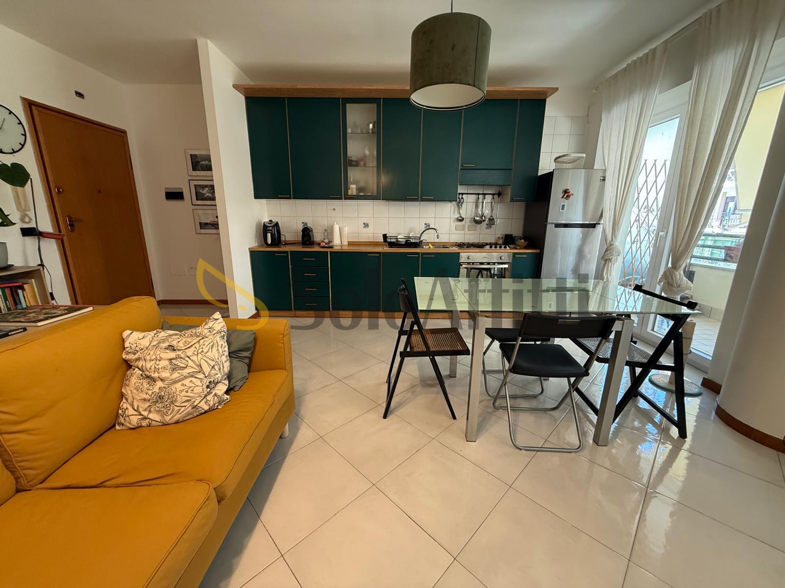 Bilocale con terrazzo in via unit� italiana 79, Caserta