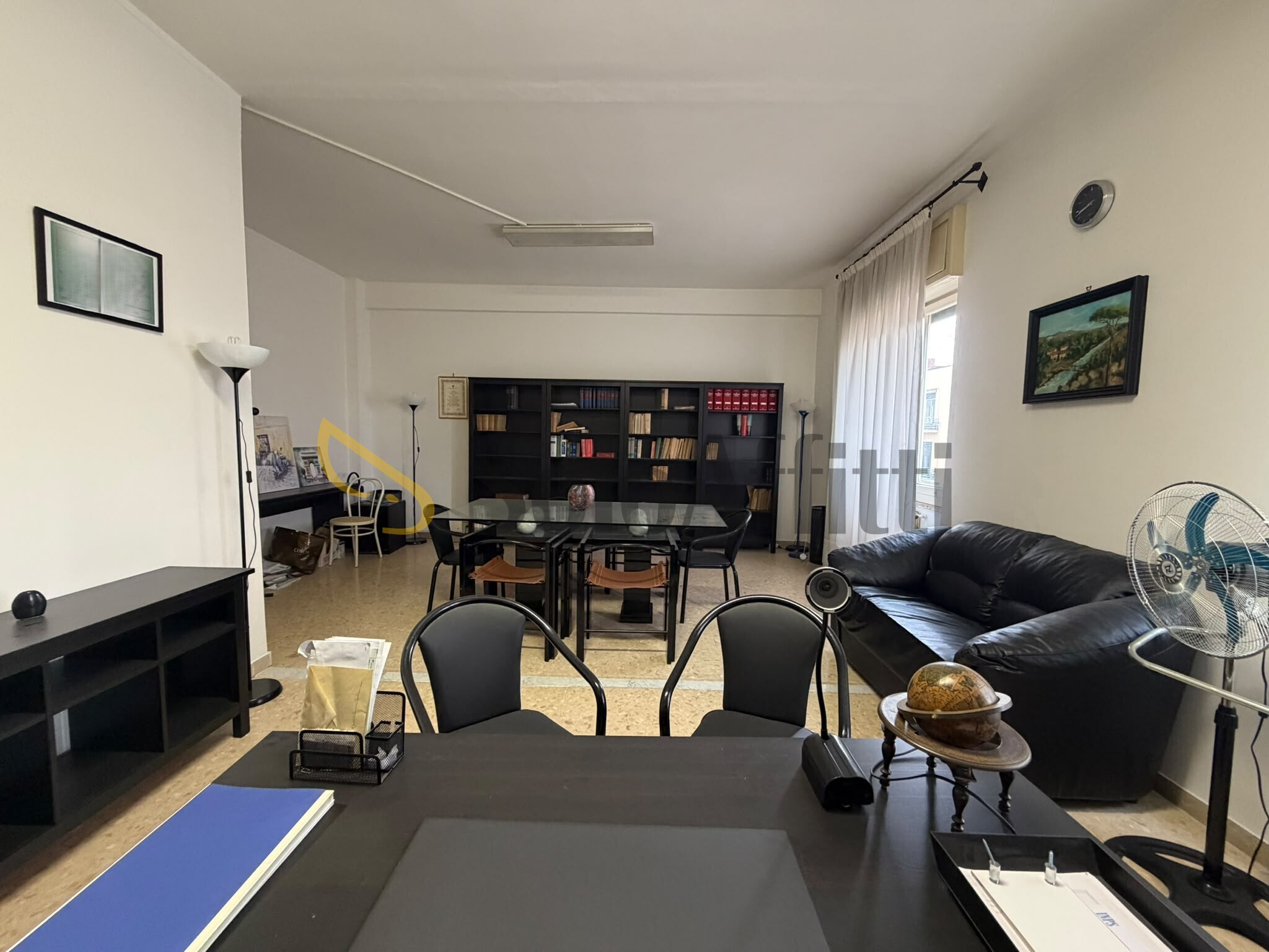 Ufficio da ristrutturare in via don giovanni bosco, Caserta