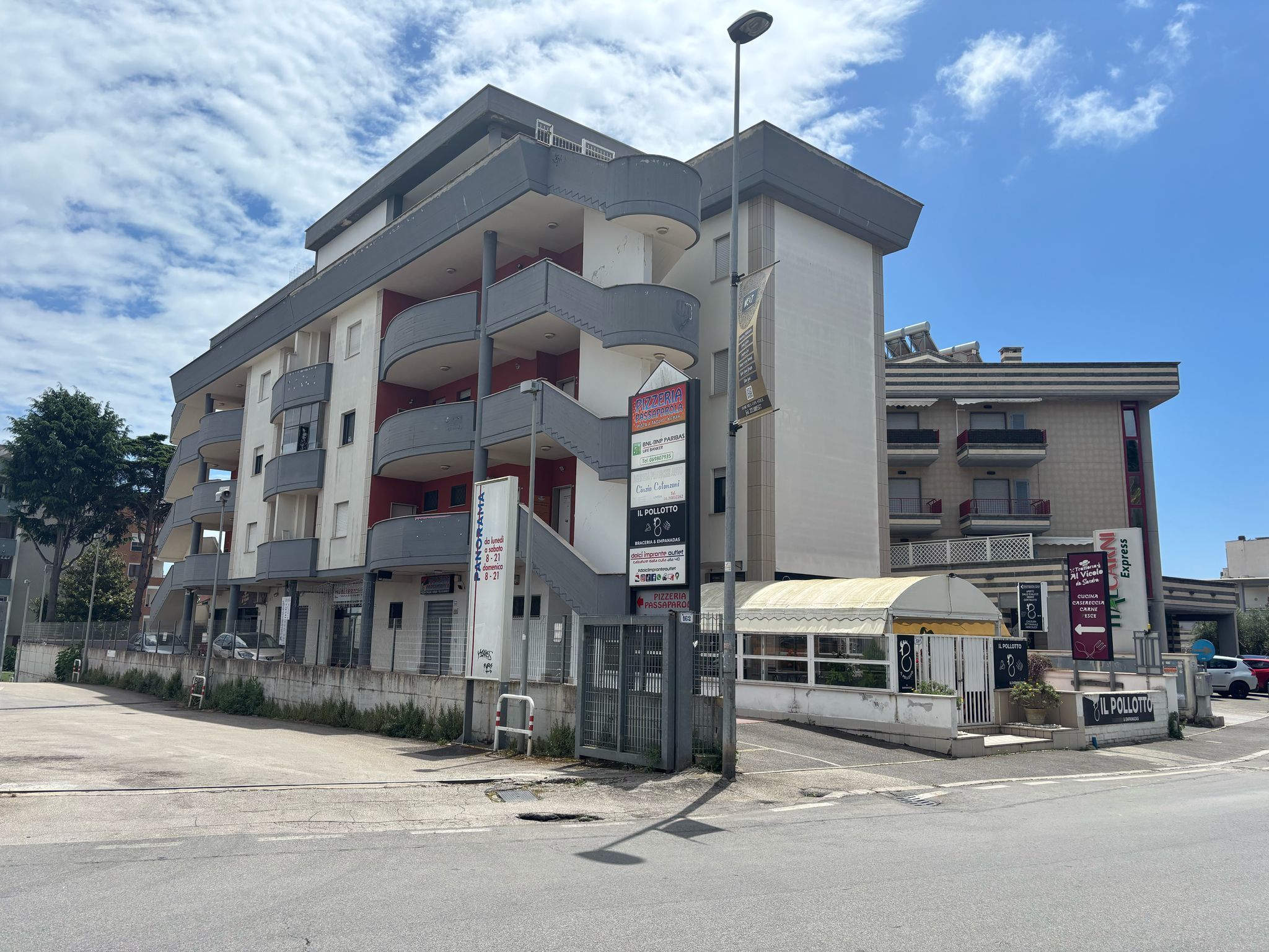 Ufficio in vendita in via santa maria 160, Nettuno