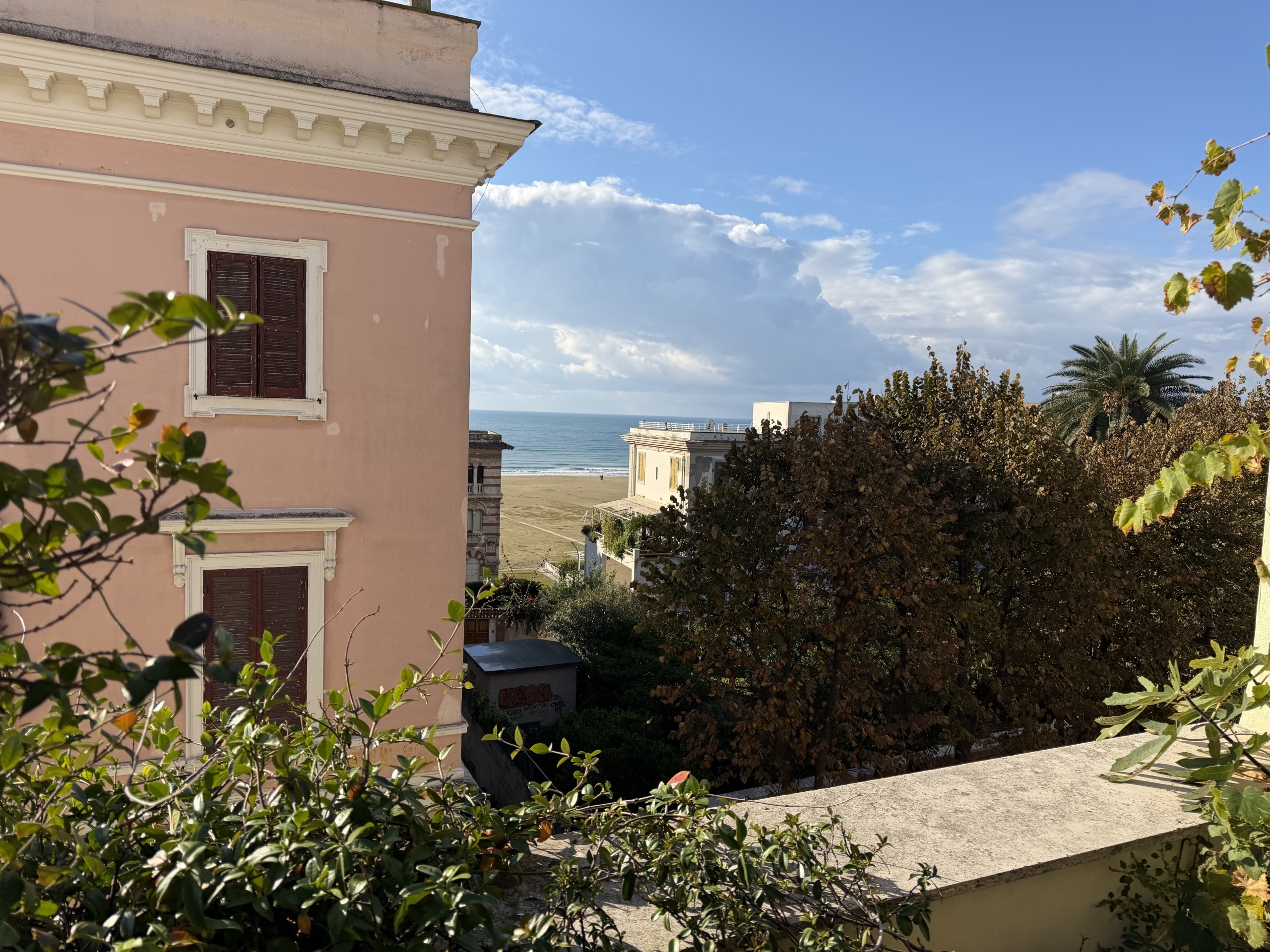Casa indipendente vista mare in via carlo cattaneo 7a, Nettuno