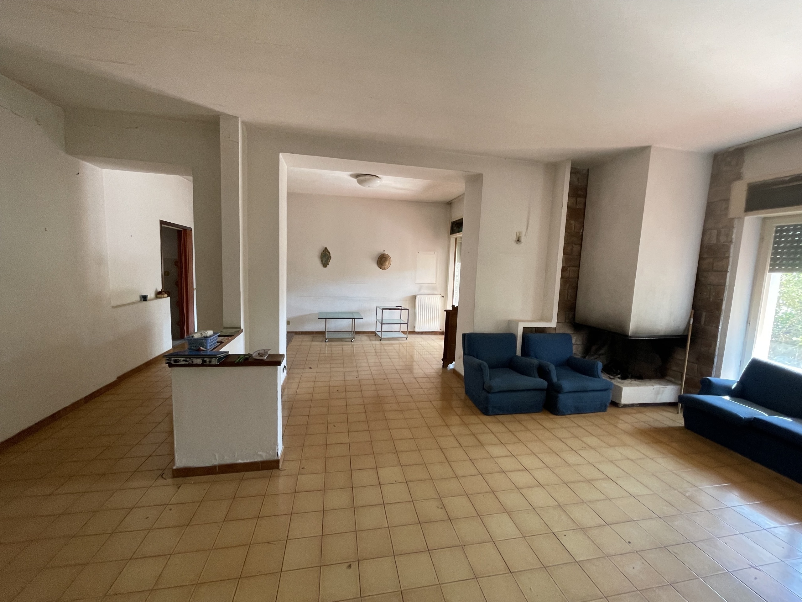 Monolocale con giardino in via lombardia 86, Nettuno