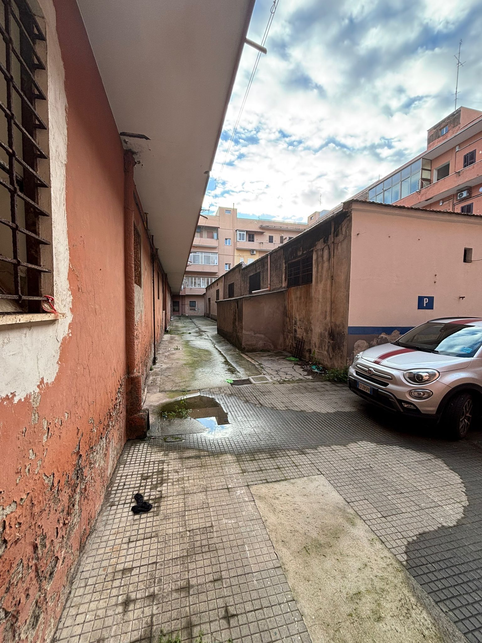 Magazzino da ristrutturare in via alfredo baccarini 13, Nettuno