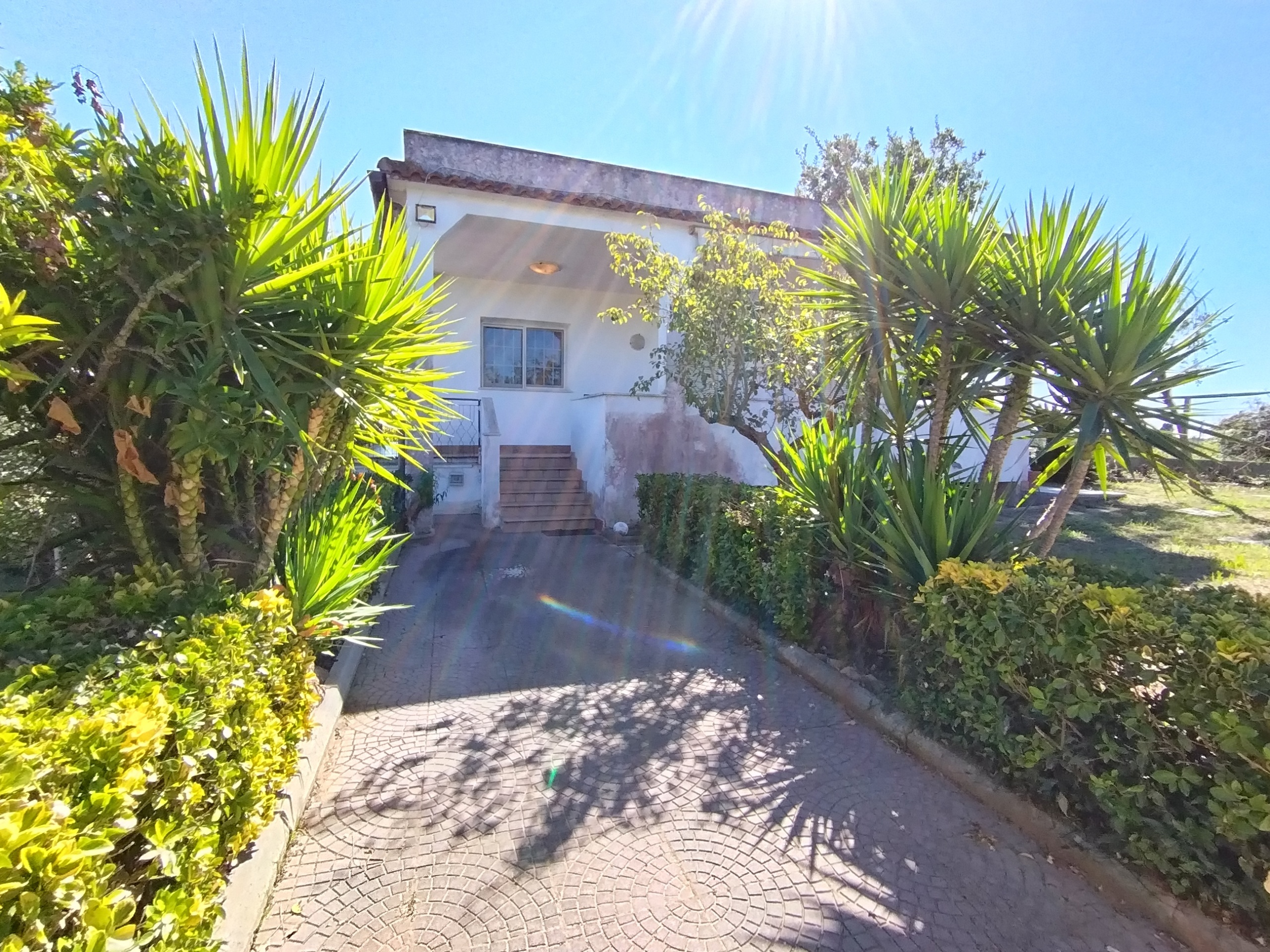 Casa indipendente con giardino in via mentana 9, Nettuno