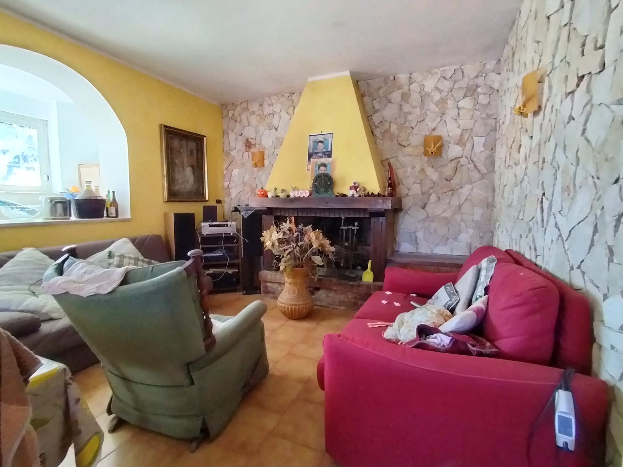 Casa indipendente con giardino in via mentana 9, Nettuno