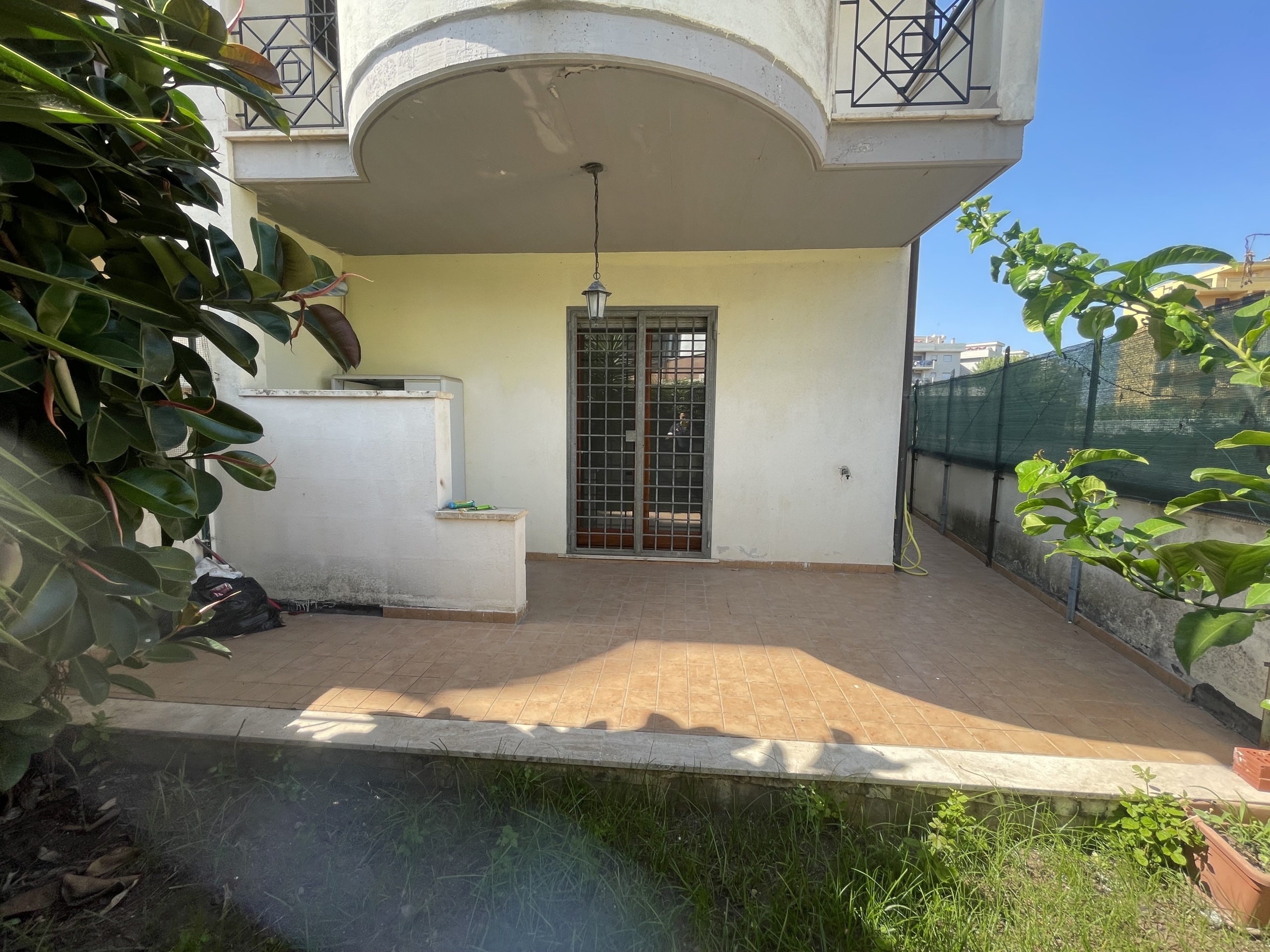 Trilocale con giardino in via cannucciari 1, Nettuno