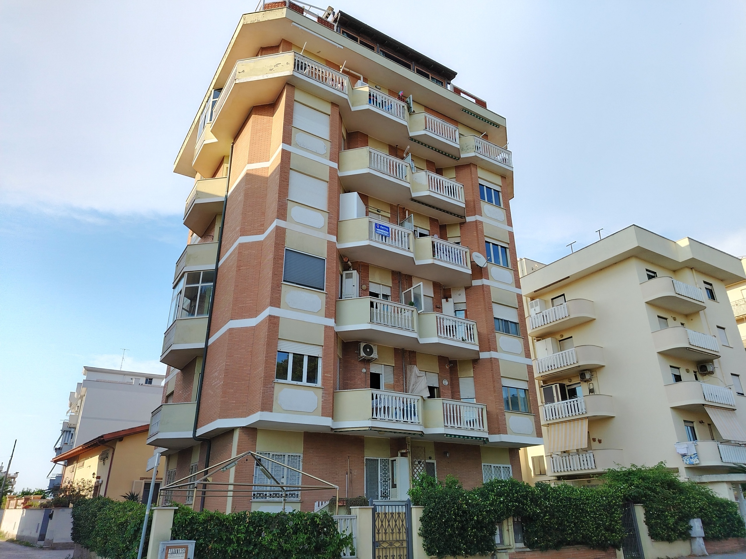 Trilocale vista mare in via liri 2, Nettuno