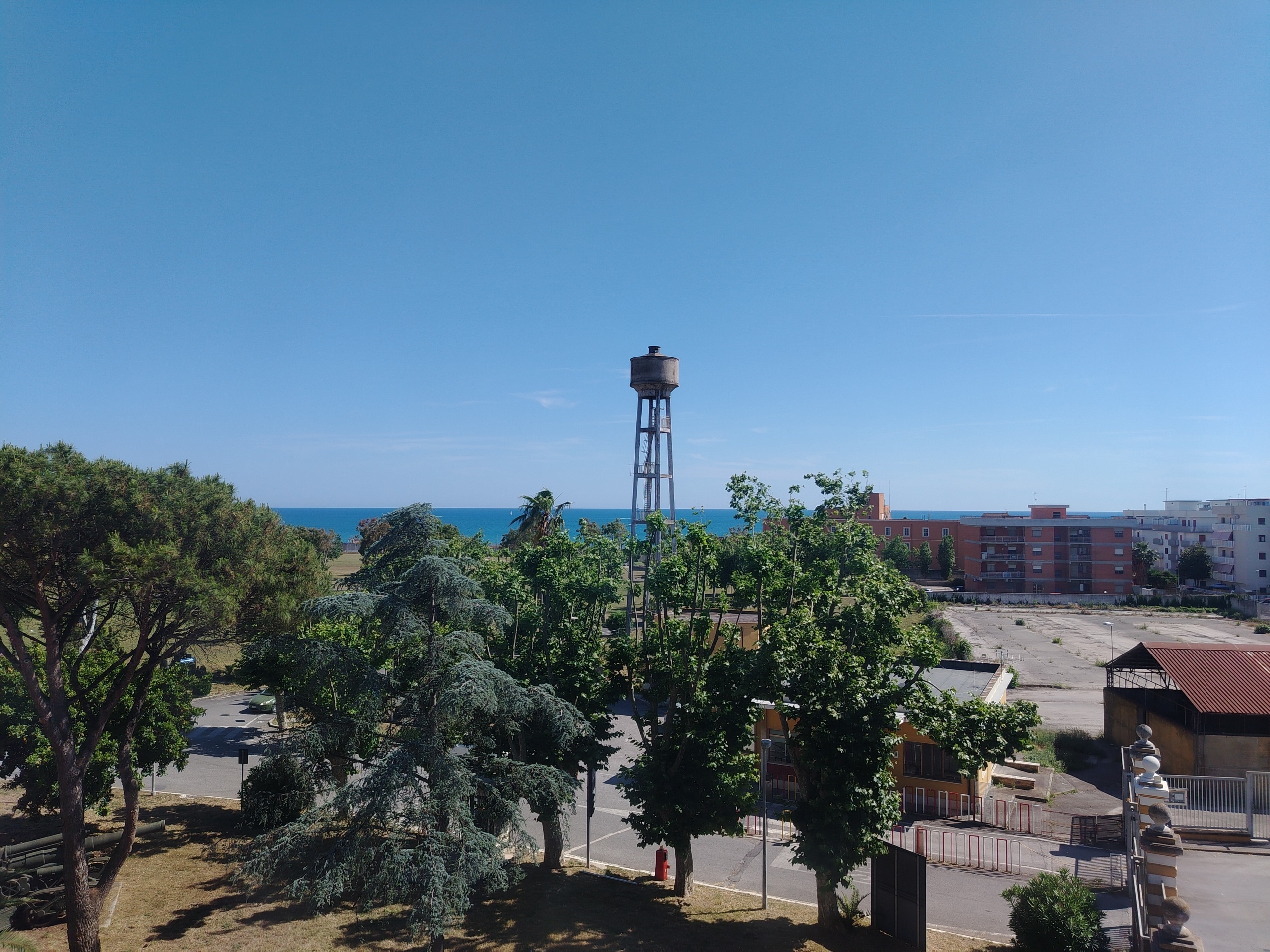 Trilocale vista mare in via liri 2, Nettuno