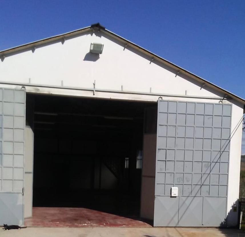 Capannone ristrutturata a Casacanditella