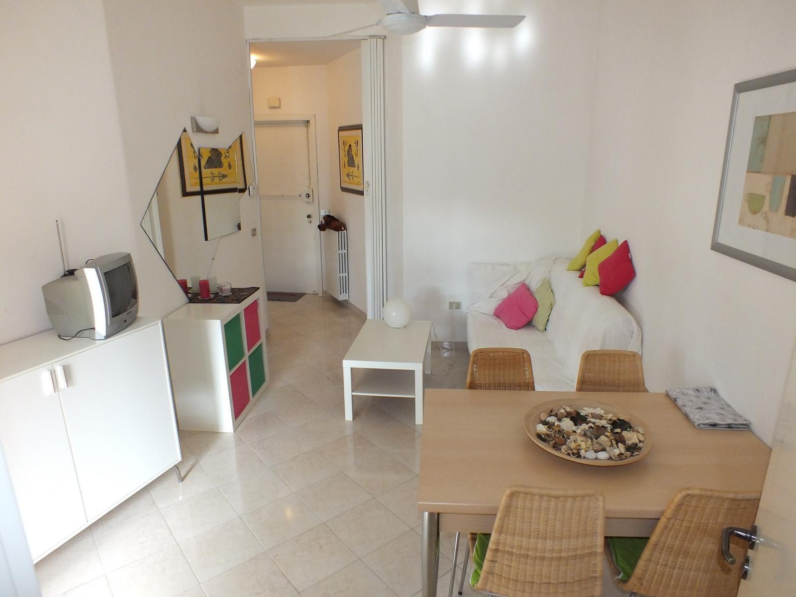 Bilocale con terrazzo in via maiella 23/a, Francavilla al Mare